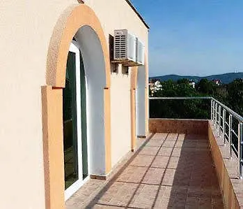 Detelini Hotel